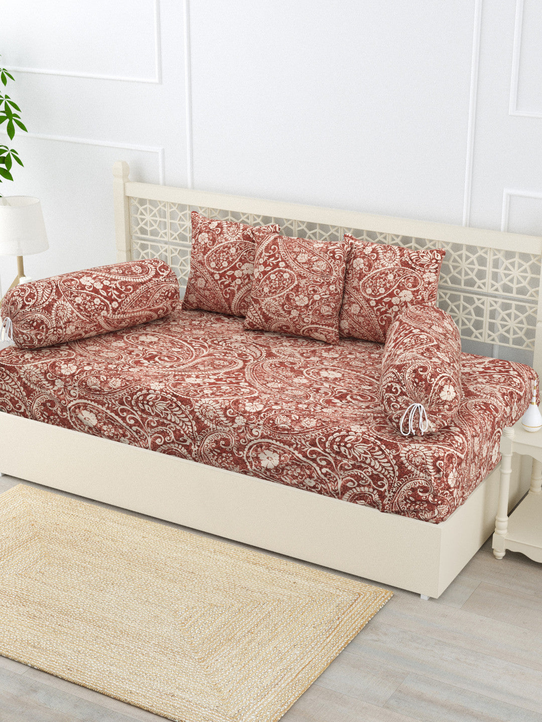 Diwan Set