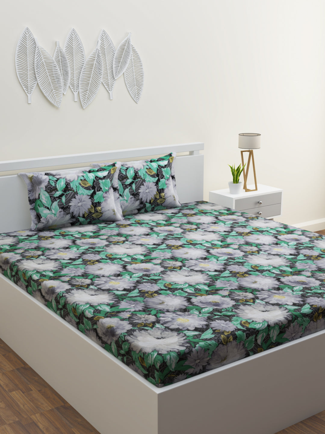 Midnight Bloom 220 TC Bedsheet Set