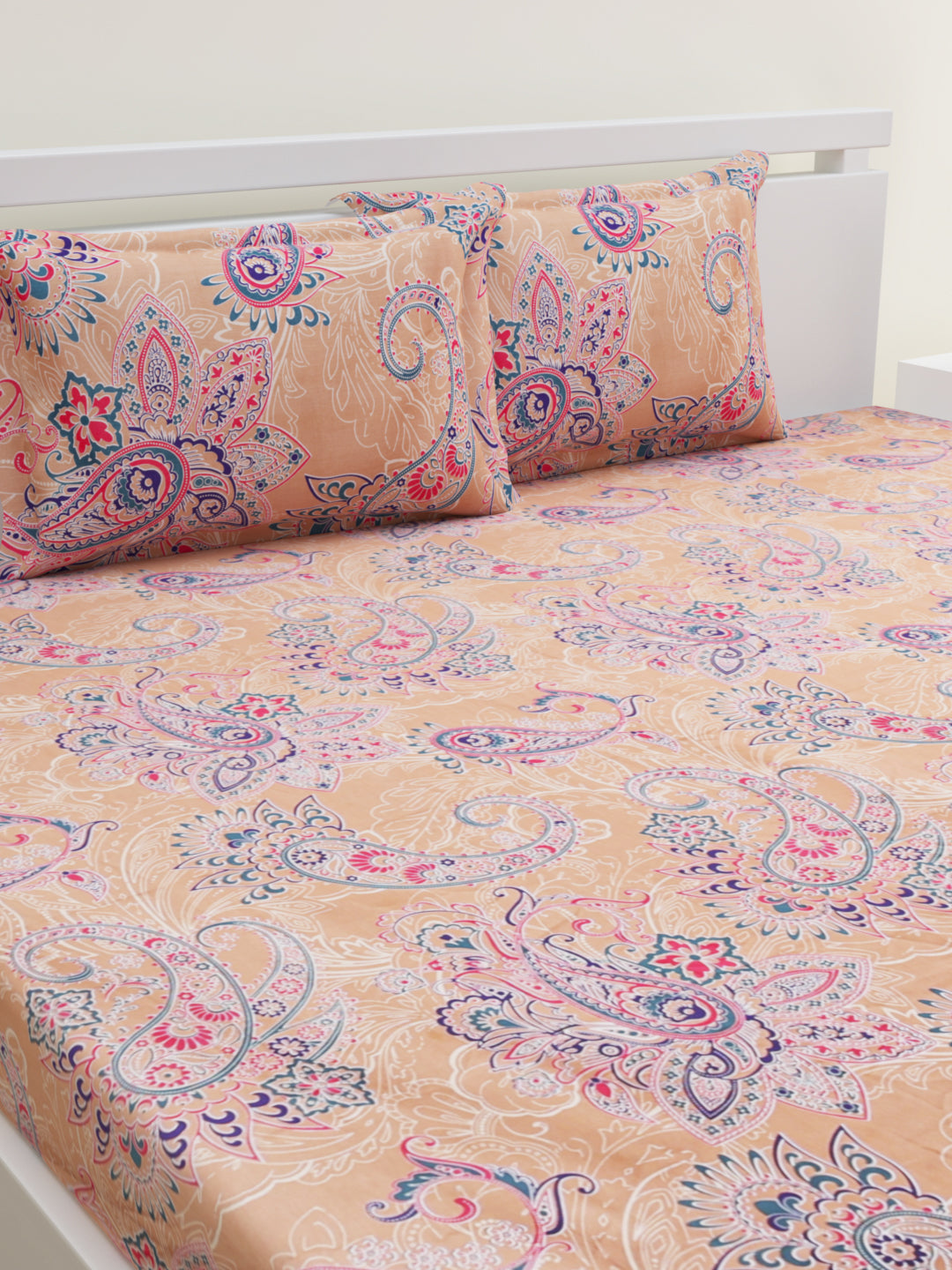 Bloomwick 220 TC Bedsheet Set